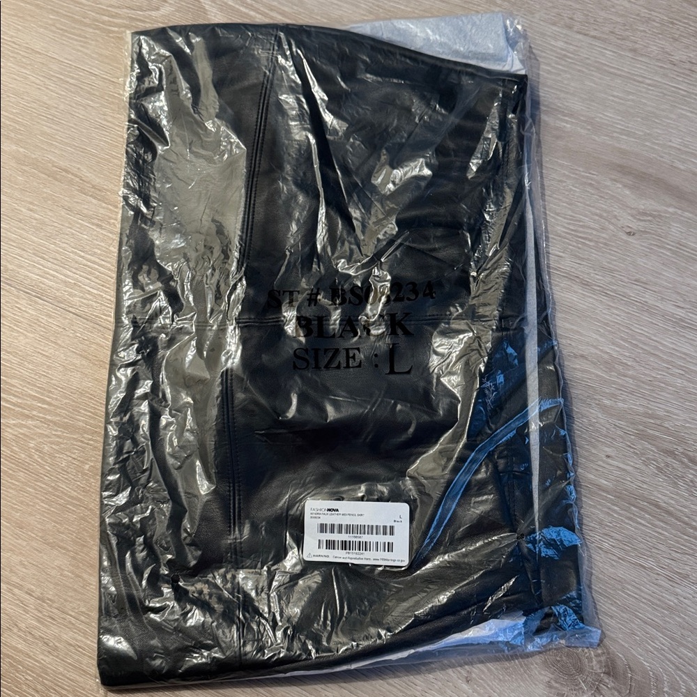 Kendra Black Leather Midi Skirt NEW 🏷️ - Picture 4 of 4